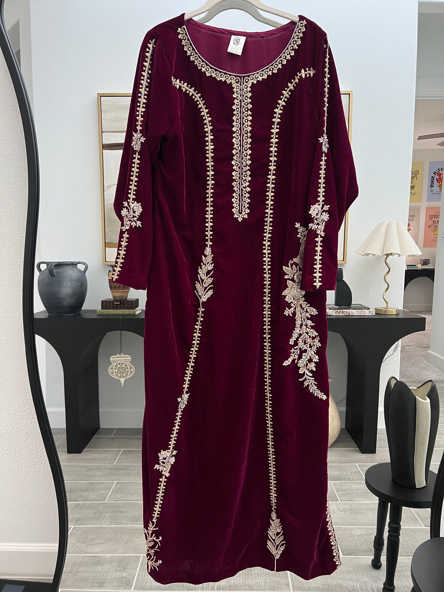 MEDIUM 1 Piece Kaftan