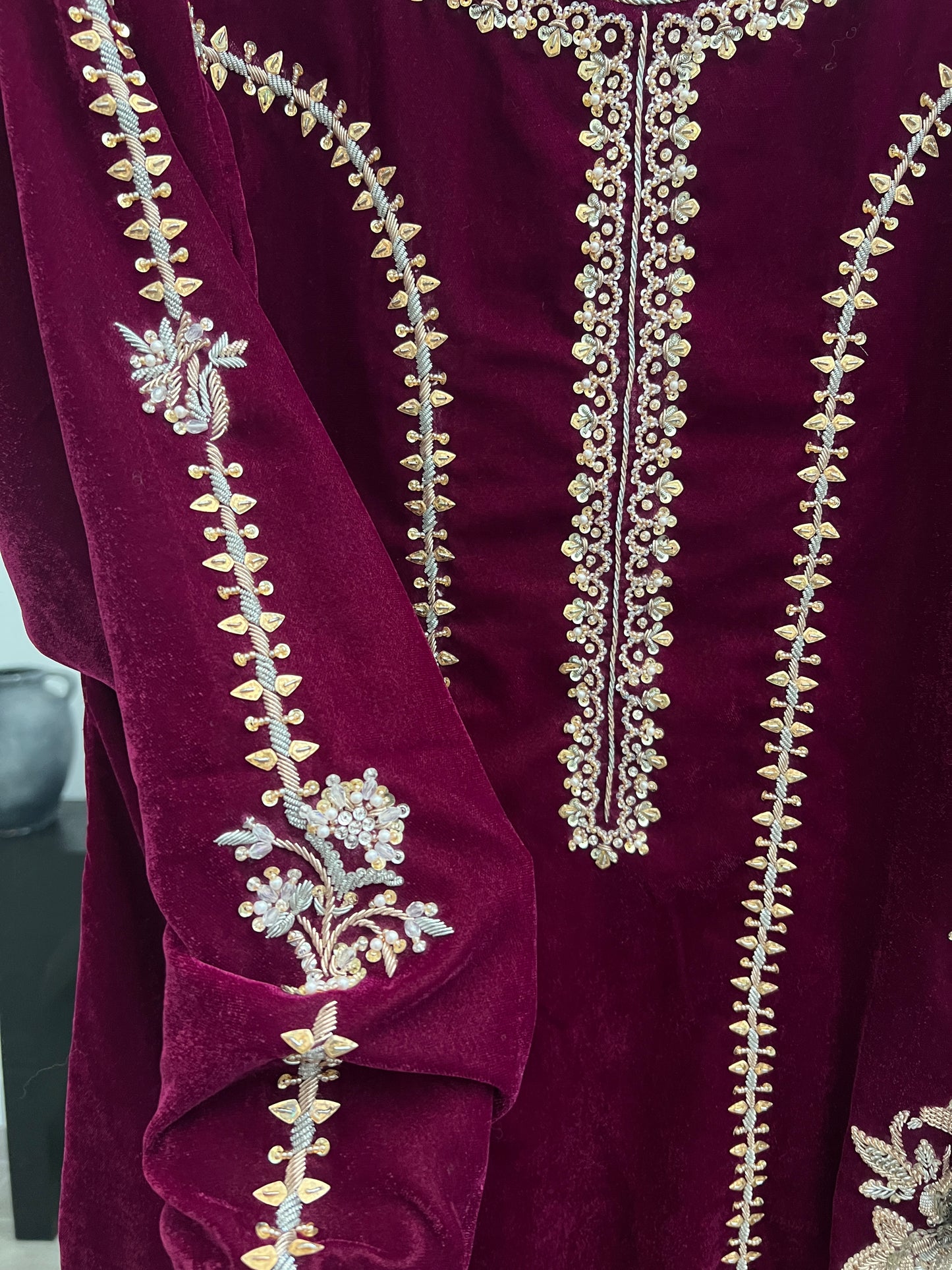 MEDIUM 1 Piece Kaftan
