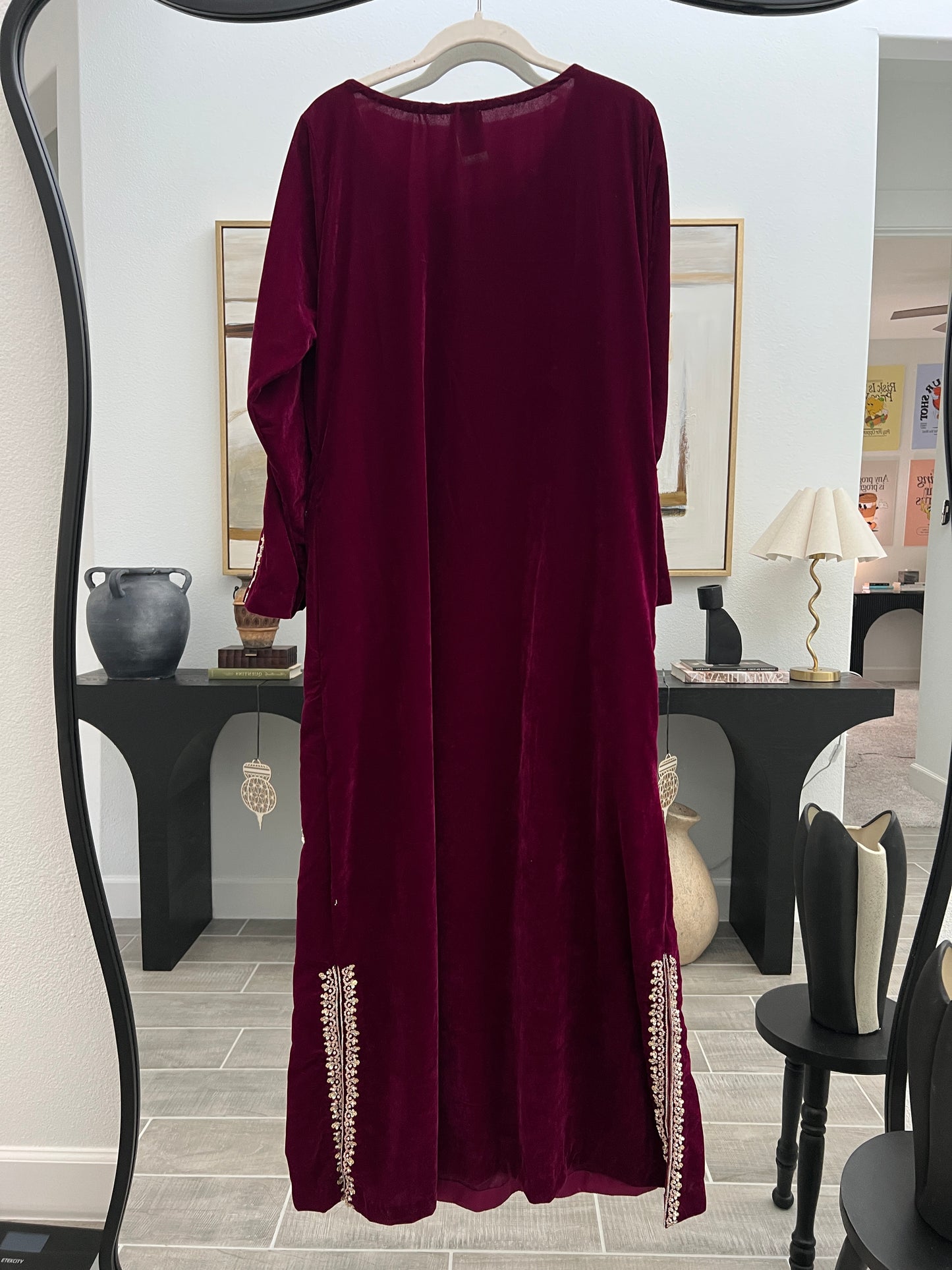 MEDIUM 1 Piece Kaftan