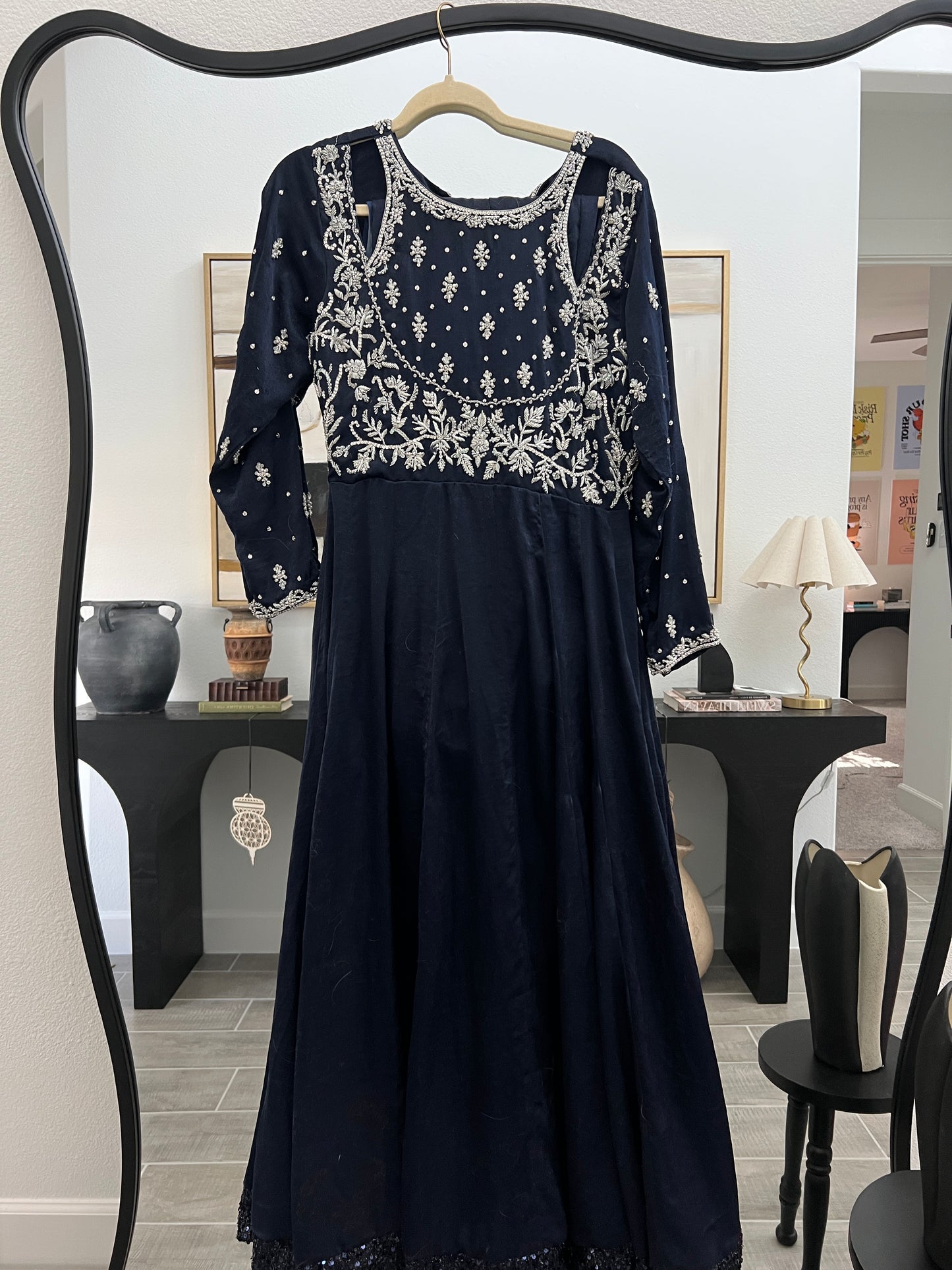 MEDIUM 3 Piece Outfit