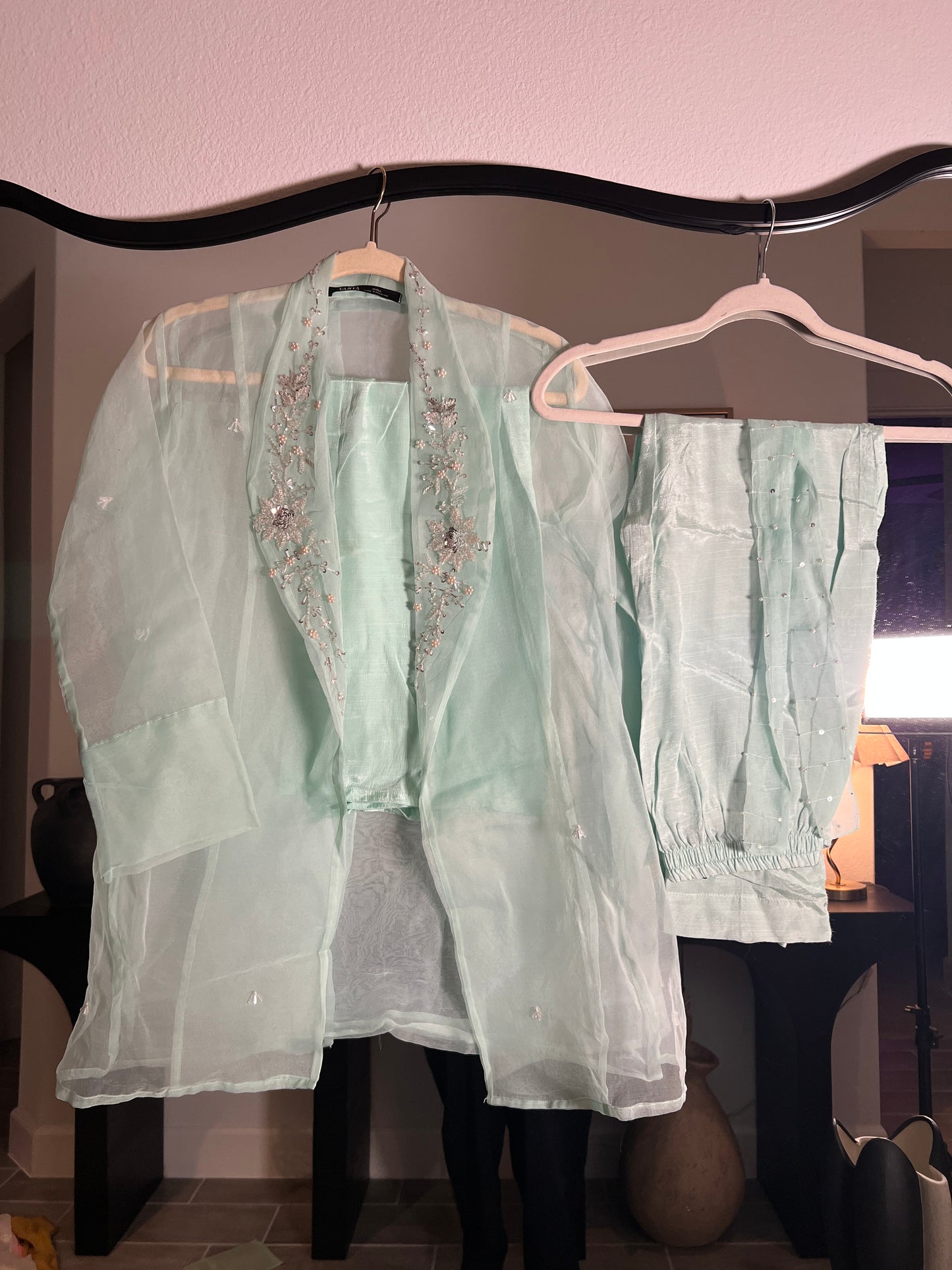 SMALL 4 Piece Outfit