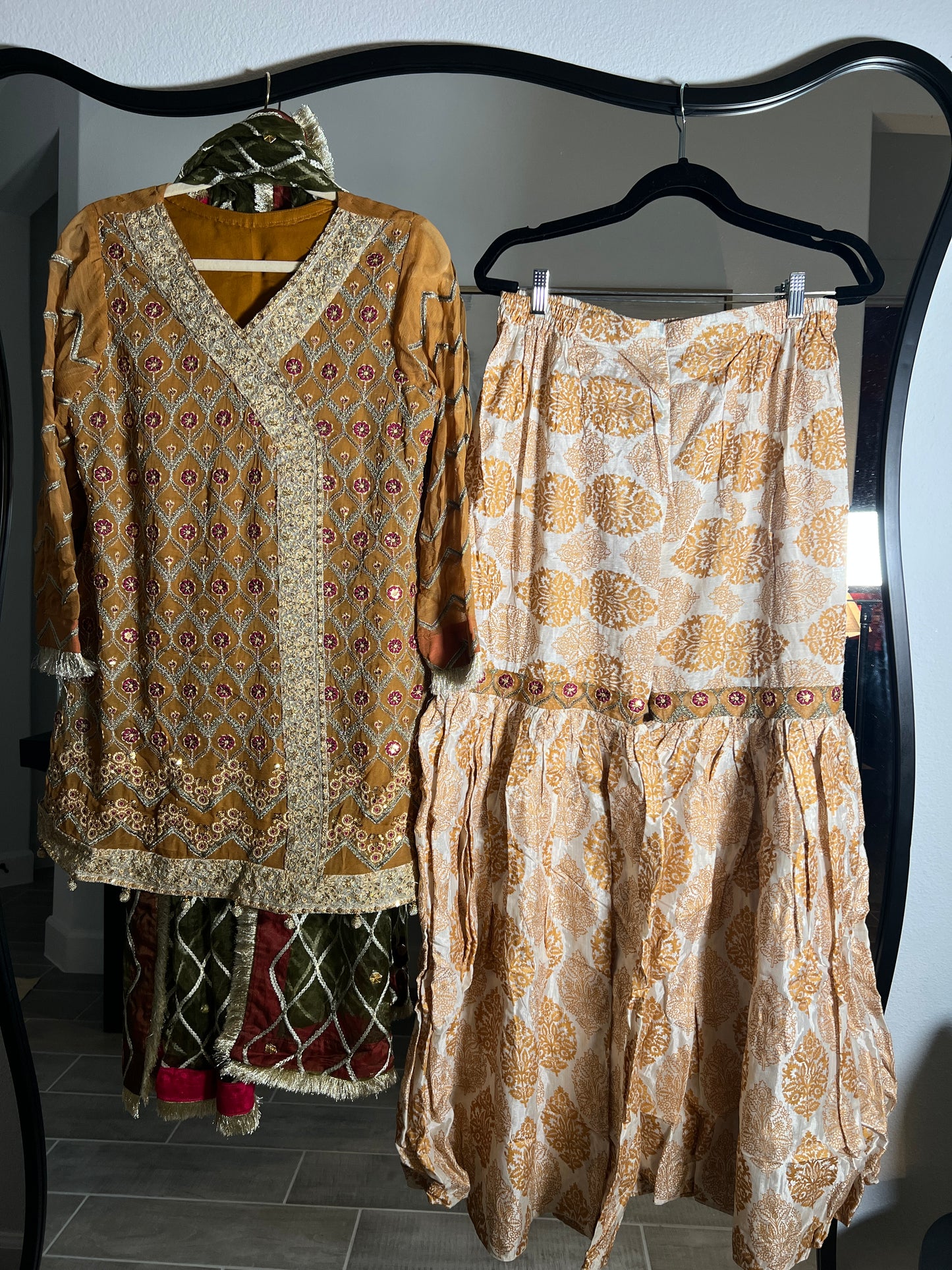 MEDIUM 3 Piece Gharara