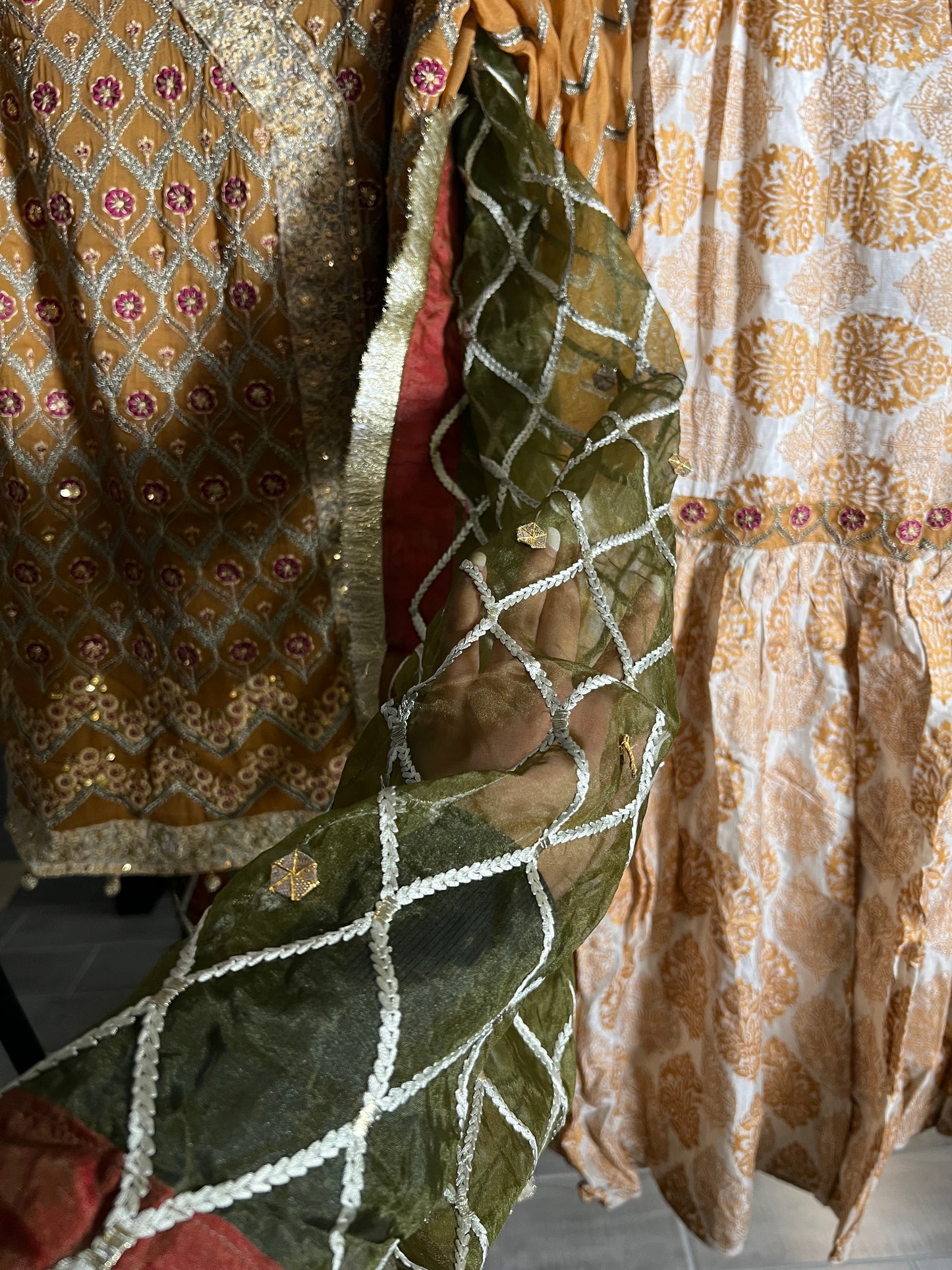 MEDIUM 3 Piece Gharara