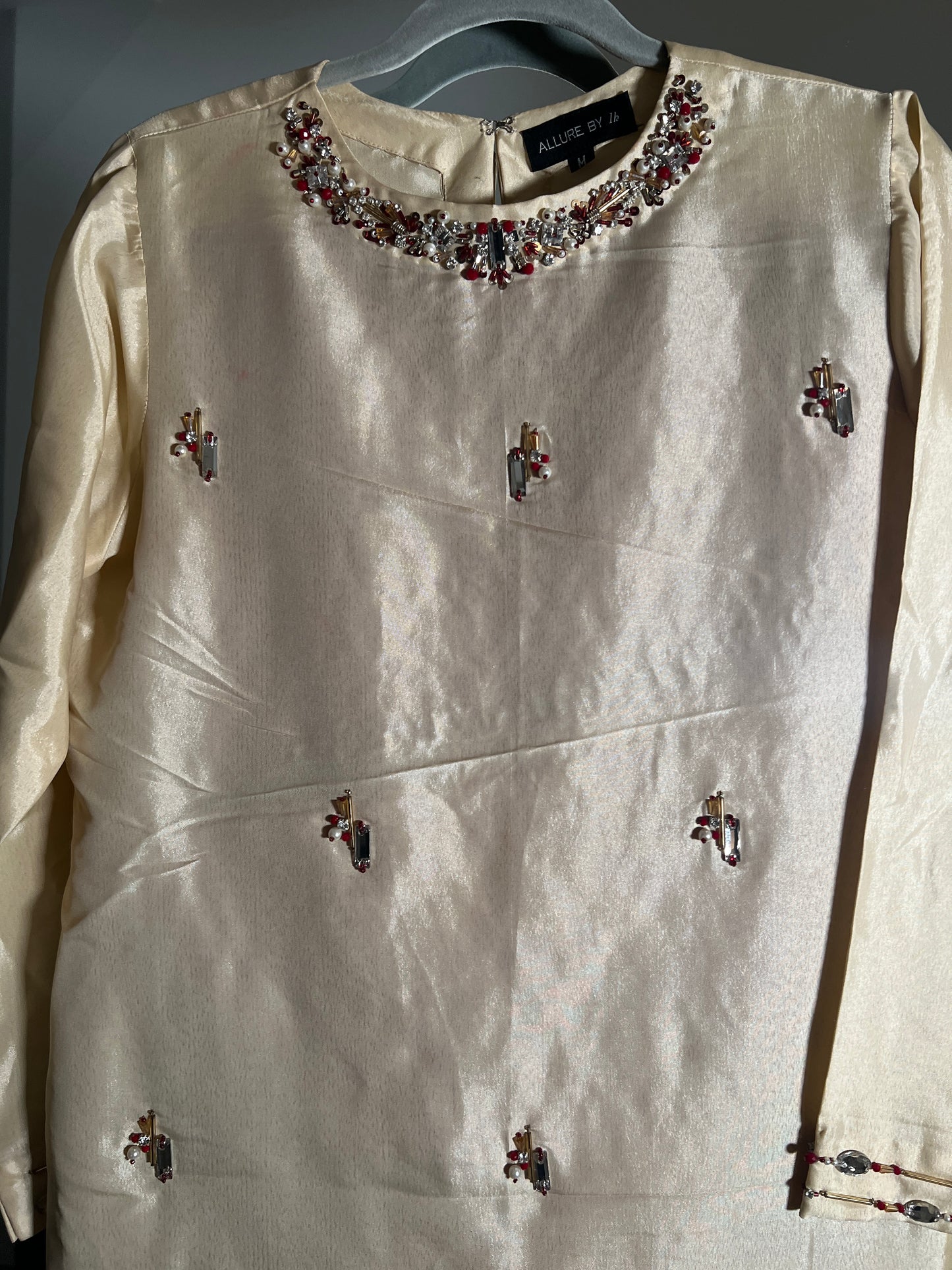 MEDIUM 3 Piece Outfit