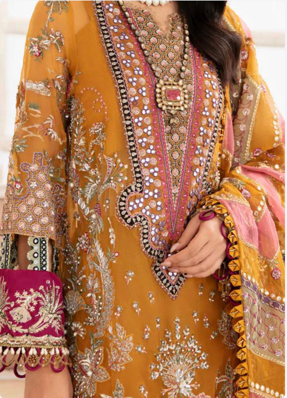 Beautiful Mustard Mehndi Outfit - size XL - Brand New