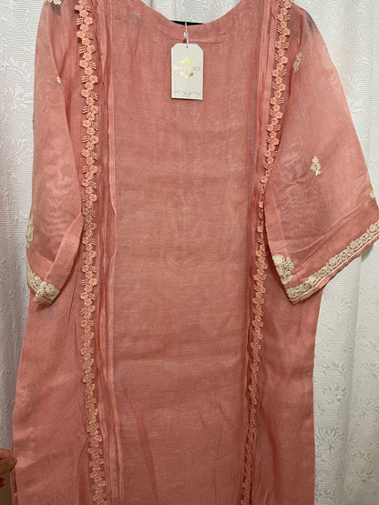 Agah Noor chiffon shirt with dupatta amd pant