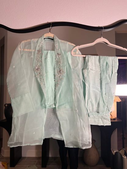 SMALL 4 Piece Outfit
