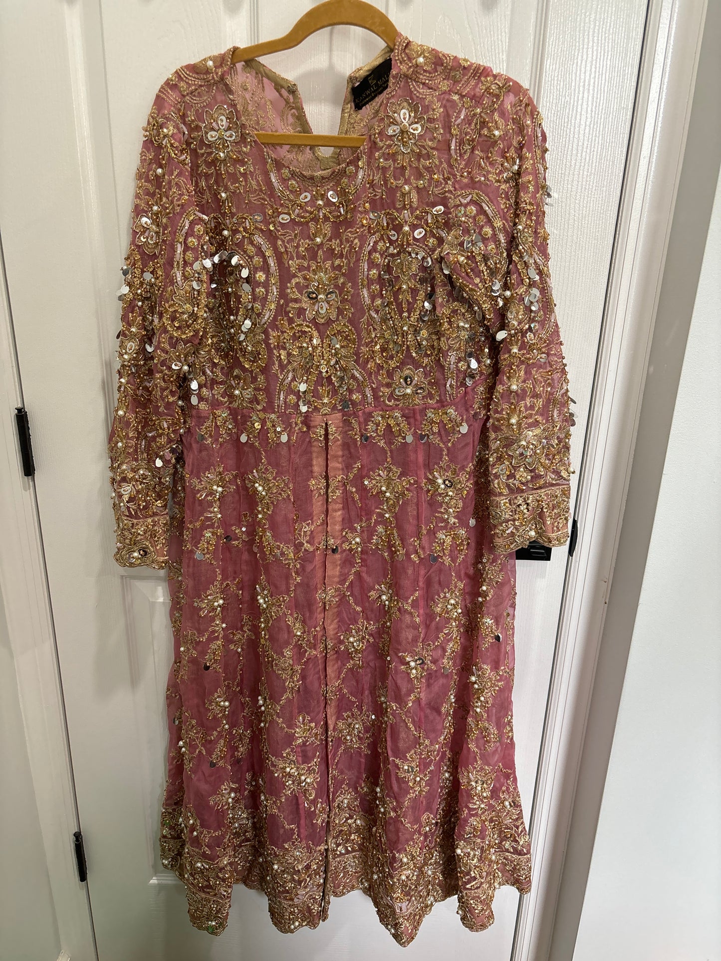 Kanwal Malik Bridal attair