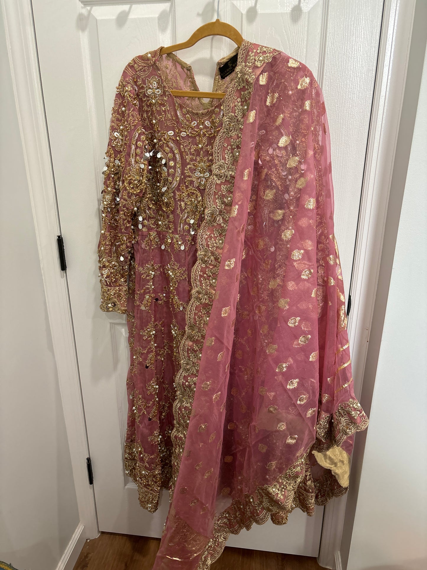 Kanwal Malik Bridal attair